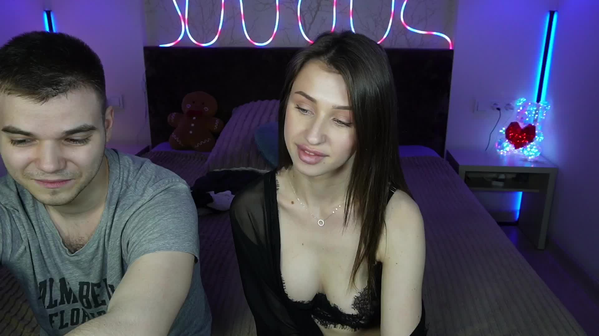 VikkiAndGeorge Cam Model Chat March 21, 2026