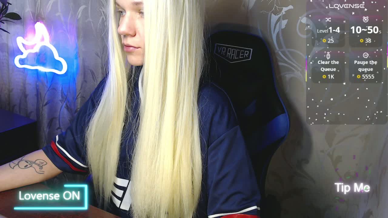 Shiny_Victoria Cam Model Chat March 21, 2026