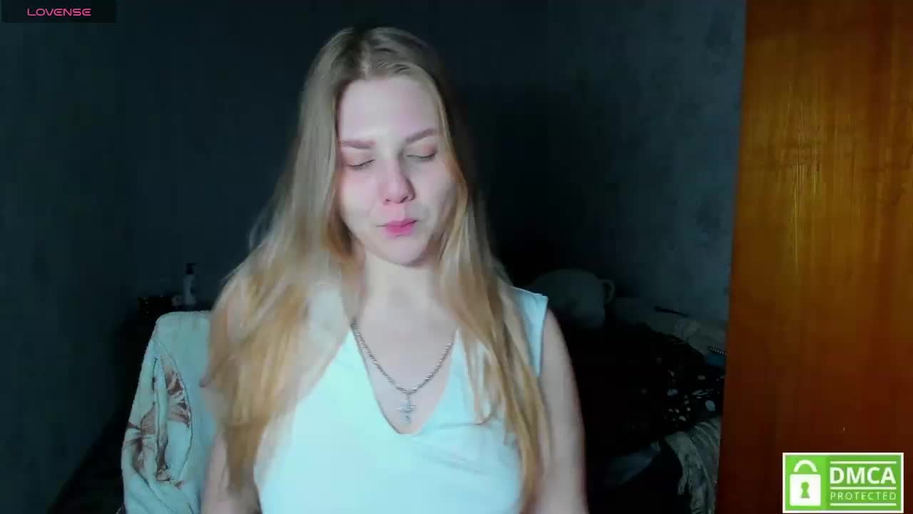 Emma-Frizea Cam Model Chat March 21, 2026