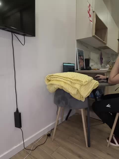 KissMyAss Cam Model Chat March 21, 2026