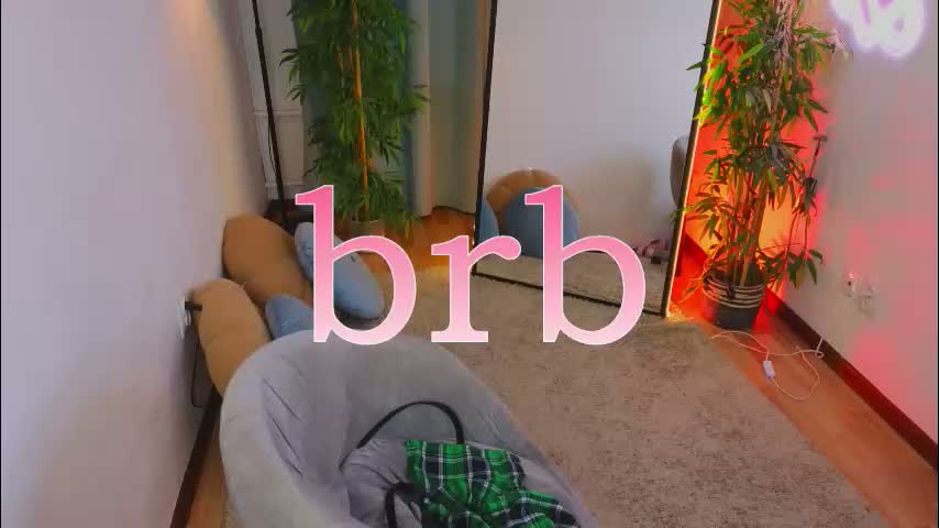 me1roze Cam Model Chat March 21, 2026