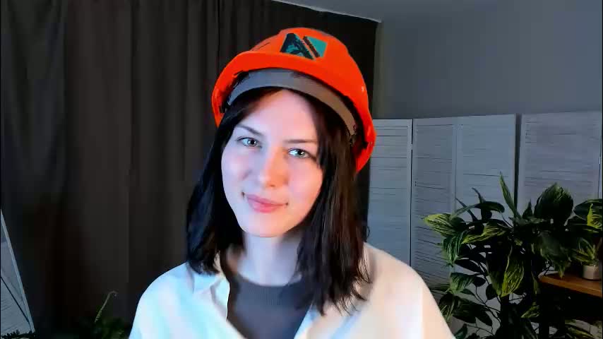 christaschrecongost Cam Model Chat March 21, 2026