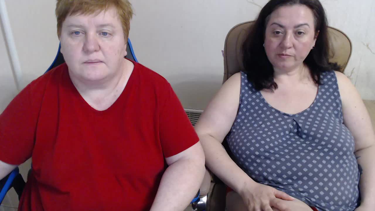 XMollyJaneEX Cam Model Chat March 22, 2026