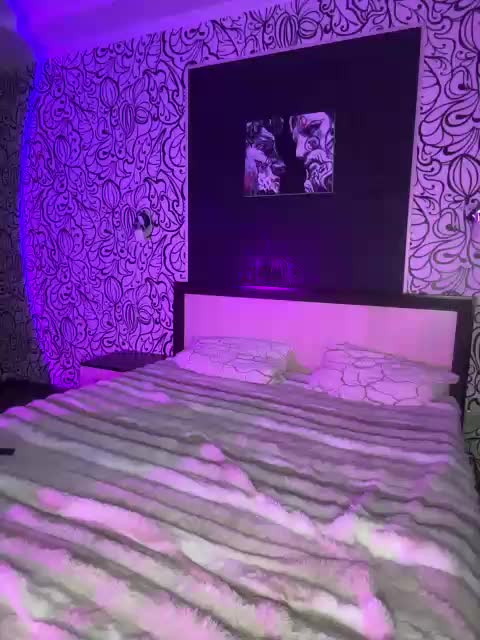 theadebuenoo Cam Model Chat March 22, 2026