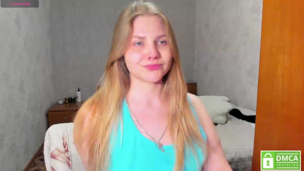 Emma-Frizea Cam Model Chat March 22, 2026
