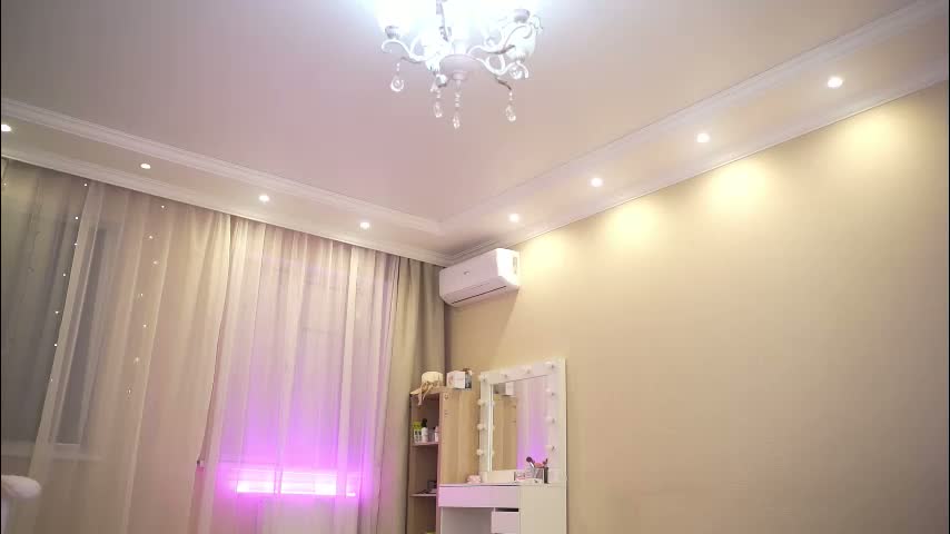 queenelia Cam Model Chat March 22, 2026