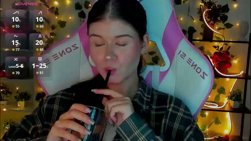 alice_tails Cam Model Chat March 22, 2026