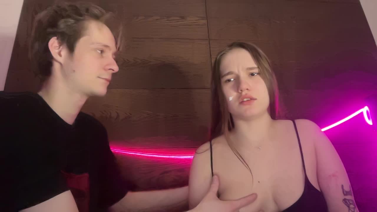 titsDestroy2007 Cam Model Chat March 22, 2026