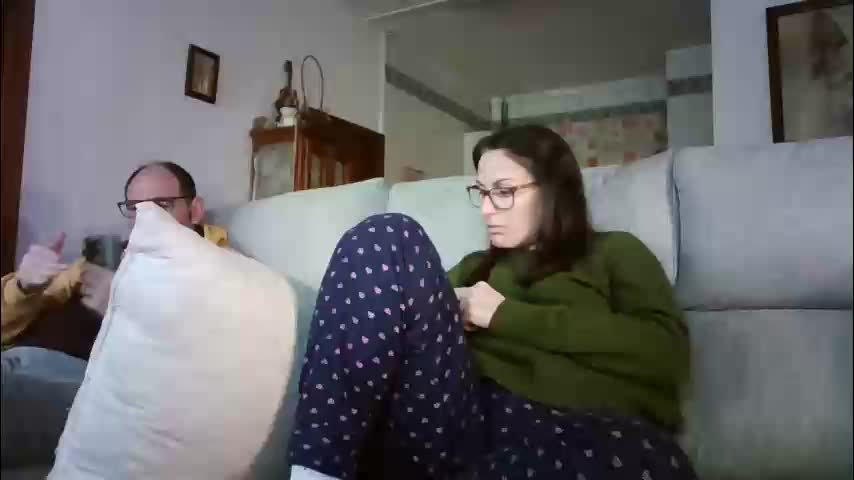 lolahueso Cam Model Chat March 22, 2026