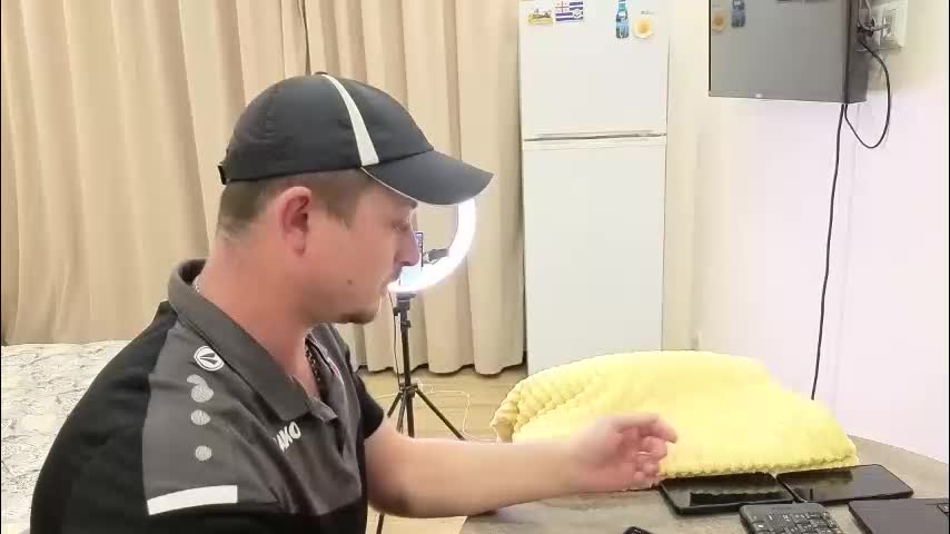 best_ass2000 Cam Model Chat March 22, 2026