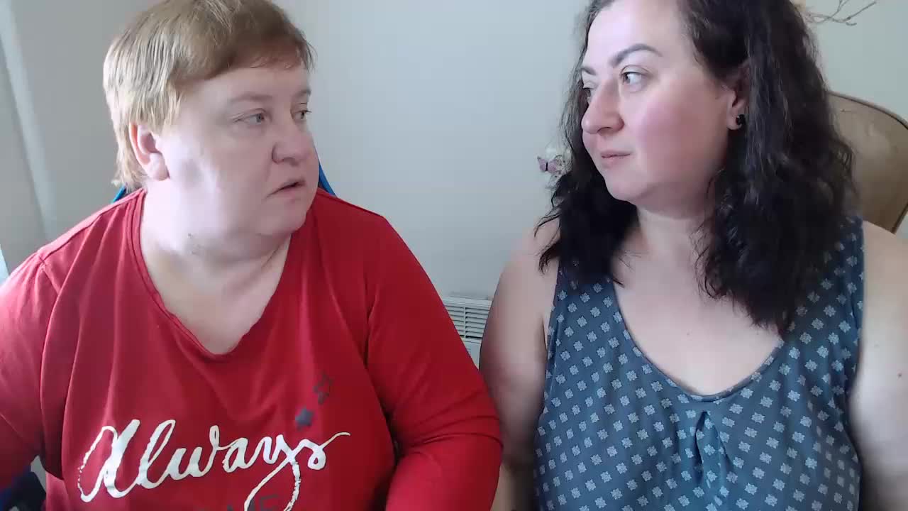 XMollyJaneEX Cam Model Chat March 22, 2026