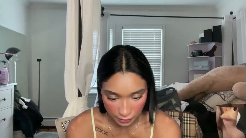 adriannarodriguez Cam Model Chat March 22, 2026