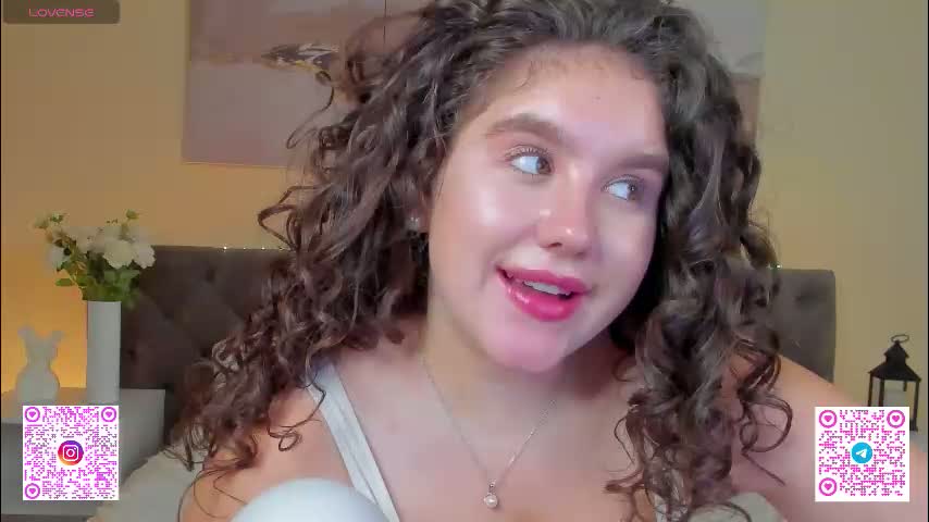 ariella_sol Cam Model Chat March 22, 2026