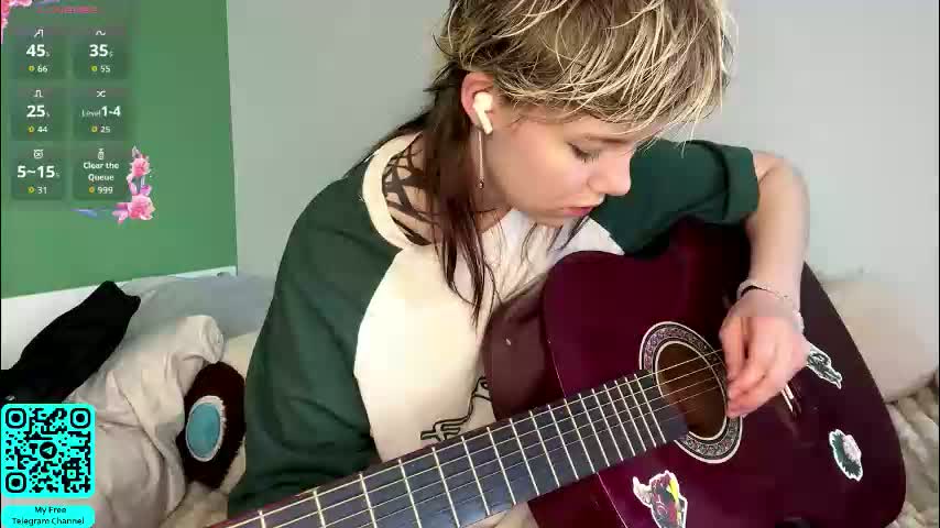 liliandaniels Cam Model Chat March 23, 2026