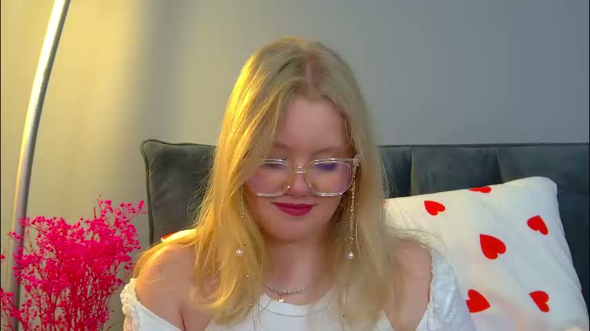 emilyevansen Cam Model Chat March 23, 2026