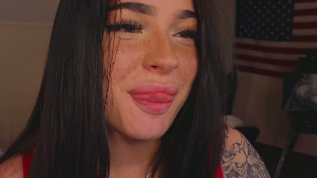 LisaaLiss Cam Model Chat March 23, 2026