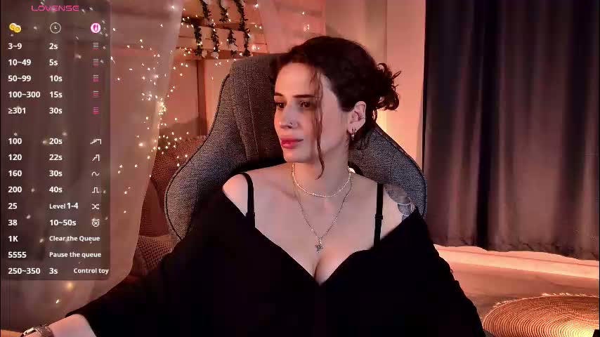 oliviamcclean Cam Model Chat March 23, 2026