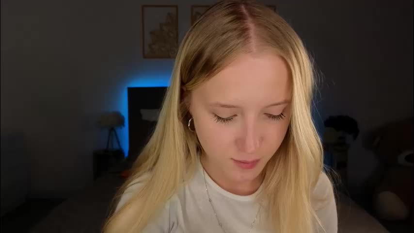 adele_armas Cam Model Chat March 23, 2026