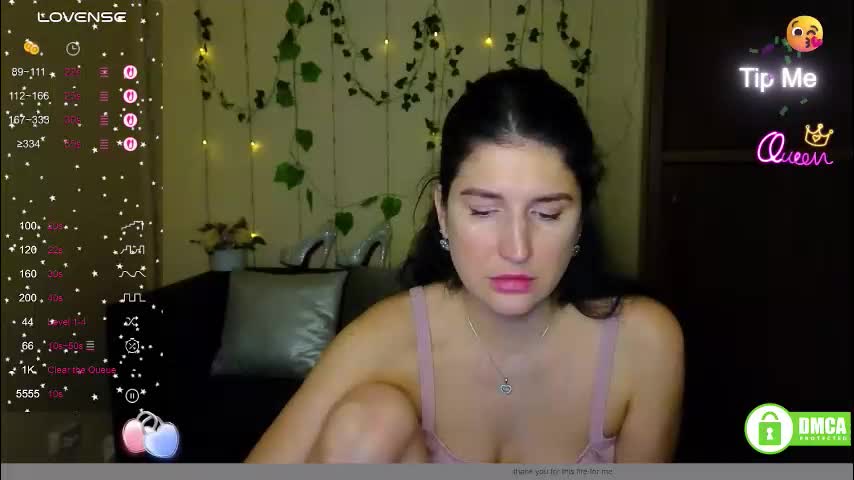 alianna_solo_kiss Cam Model Chat March 24, 2026