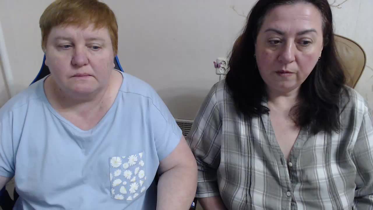 XMollyJaneEX Cam Model Chat March 24, 2026