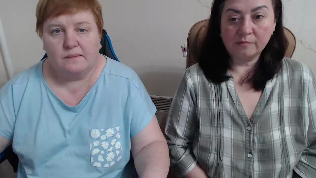 XMollyJaneEX Cam Model Chat March 24, 2026