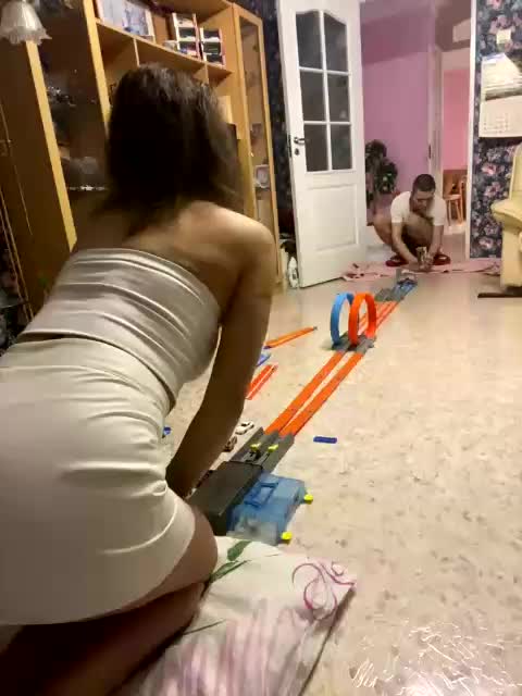 Easy-Li Cam Model Chat March 24, 2026