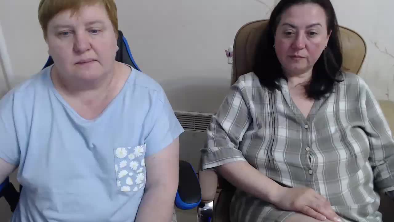 XMollyJaneEX Cam Model Chat March 24, 2026