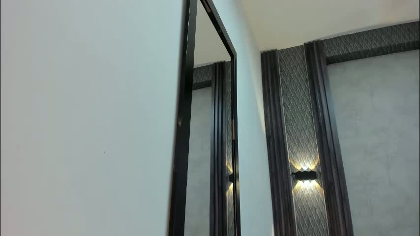 _selene_red Cam Model Chat March 25, 2026