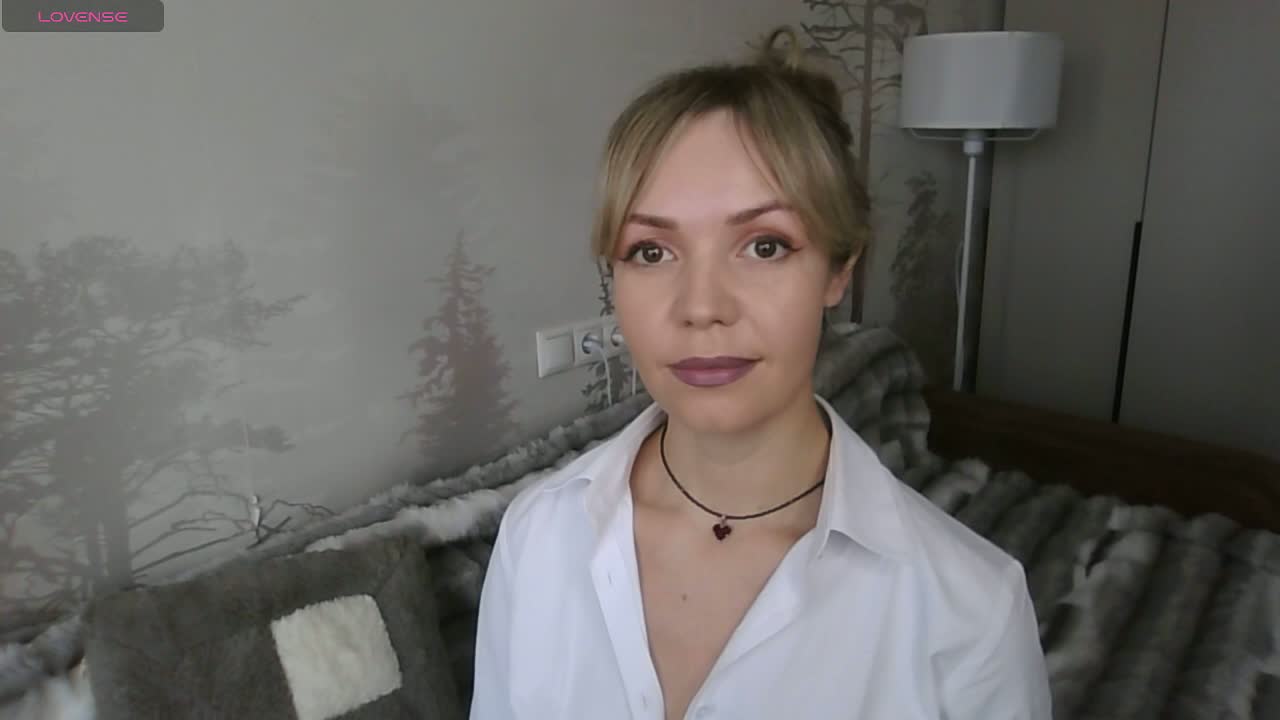 Red_Rose_98 Cam Model Chat March 25, 2026