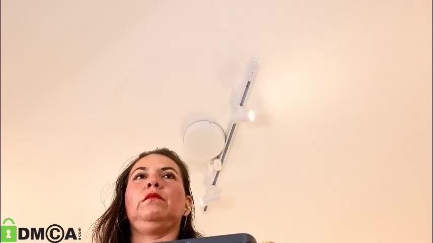 isabelladuval Cam Model Chat March 25, 2026