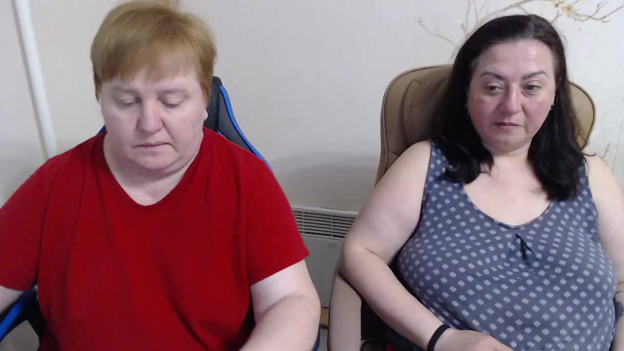 XMollyJaneEX Cam Model Chat March 25, 2026