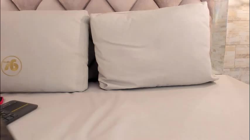 bella_novoa Cam Model Chat March 25, 2026