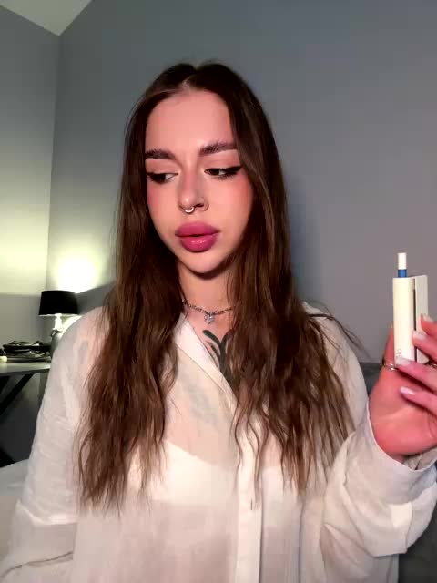 Kris- Cam Model Chat March 25, 2026