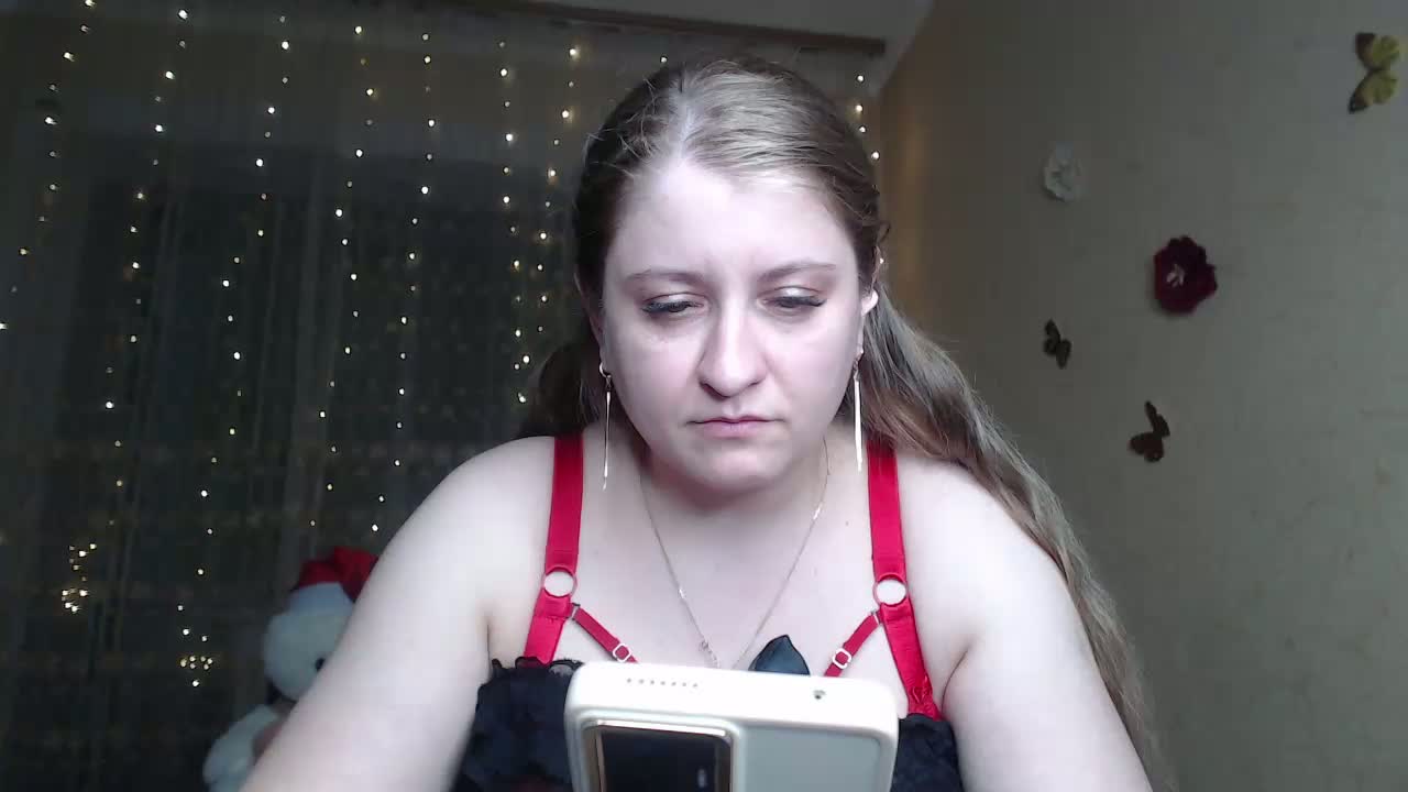 WetAngely Cam Model Chat March 25, 2026