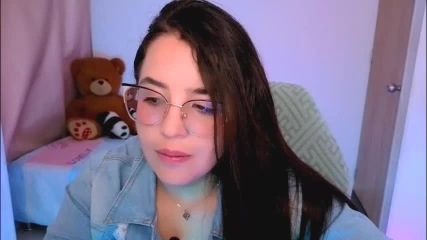 alicia_hotxx Cam Model Chat March 25, 2026