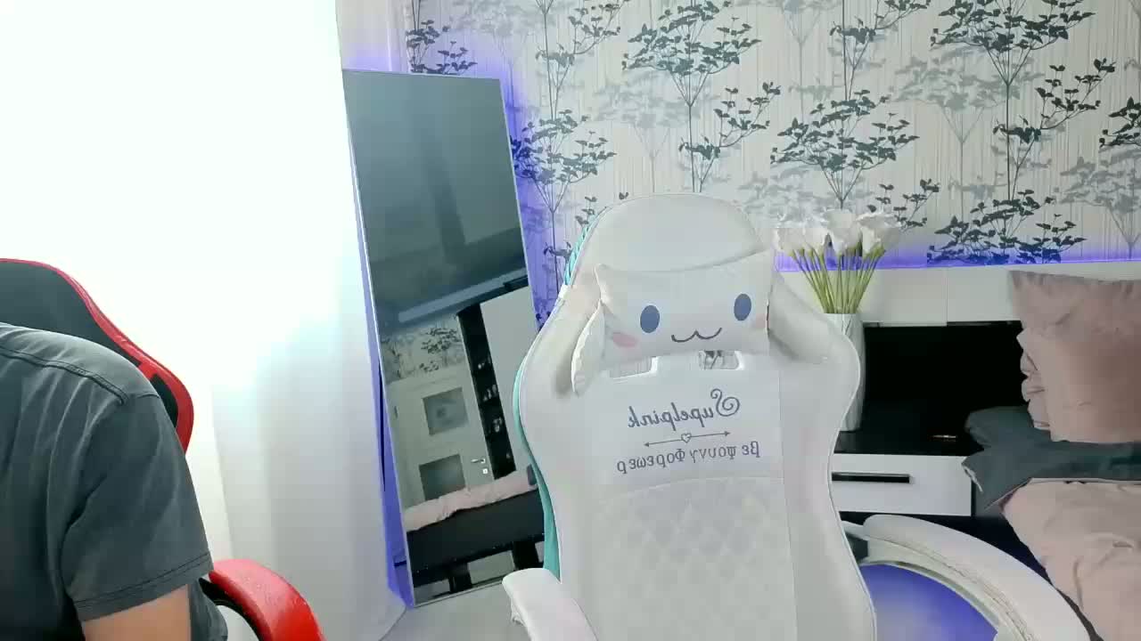 Cornflakes Cam Model Chat March 25, 2026