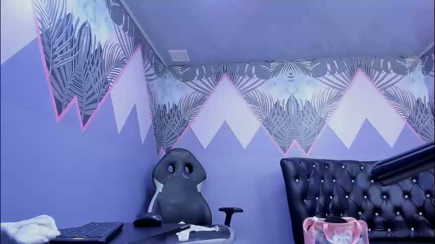 kendal_busgter Cam Model Chat March 25, 2026