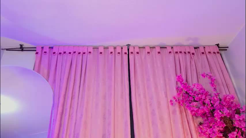 elit_noa Cam Model Chat March 25, 2026