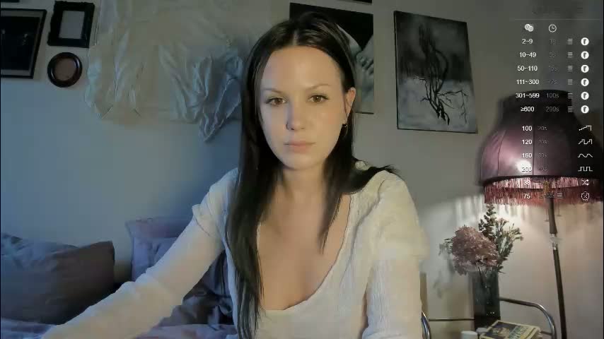 yourher0in Cam Model Chat March 25, 2026