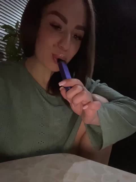 Polichkaaaa Cam Model Chat March 25, 2026