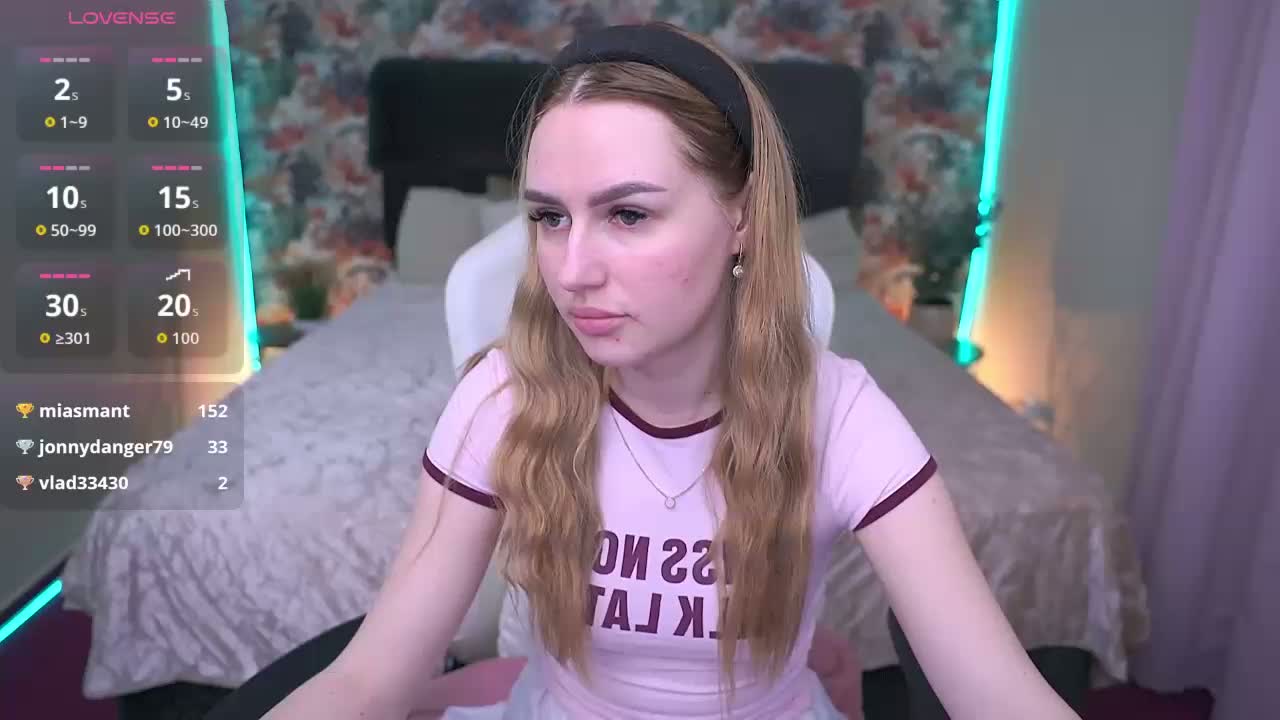 DivineJass Cam Model Chat March 25, 2026