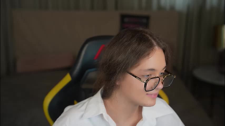 sweetdesiree_ Cam Model Chat March 26, 2026