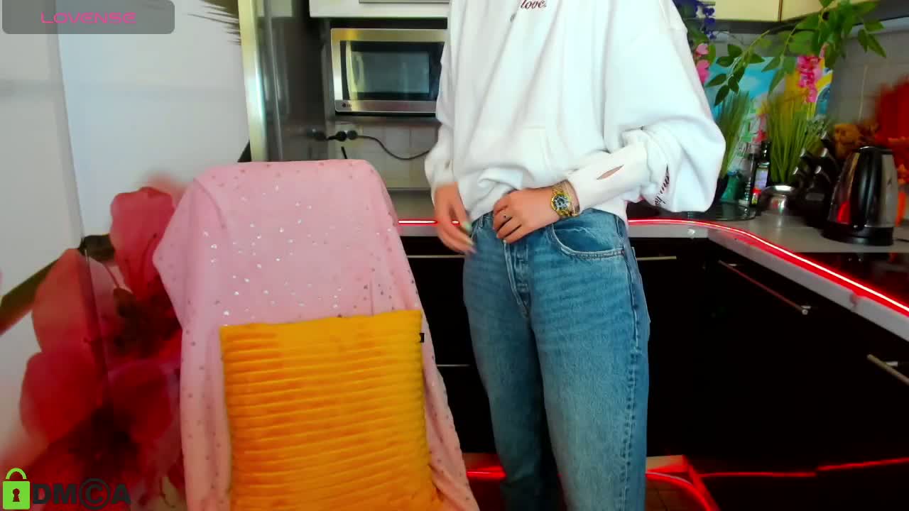 KathelinBrik Cam Model Chat March 26, 2026