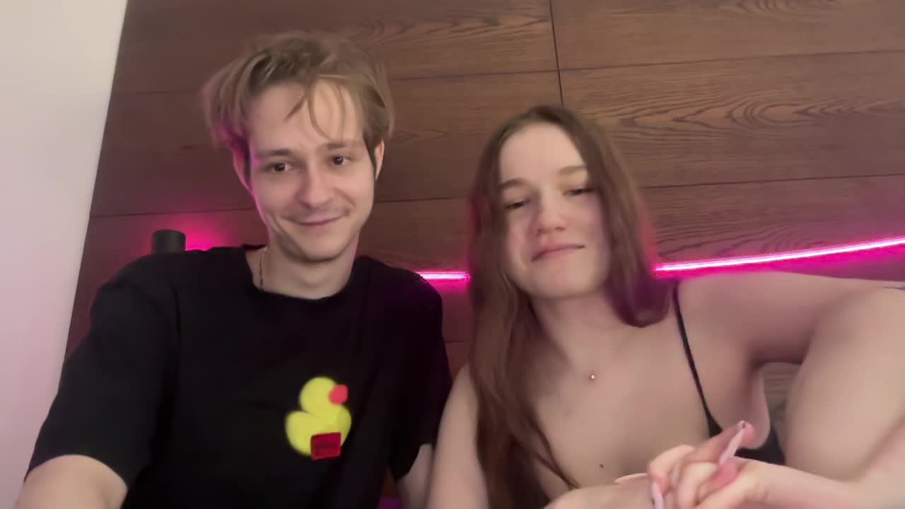 titsDestroy2007 Cam Model Chat March 26, 2026