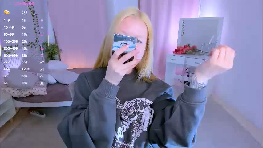 laly_peach Cam Model Chat March 26, 2026