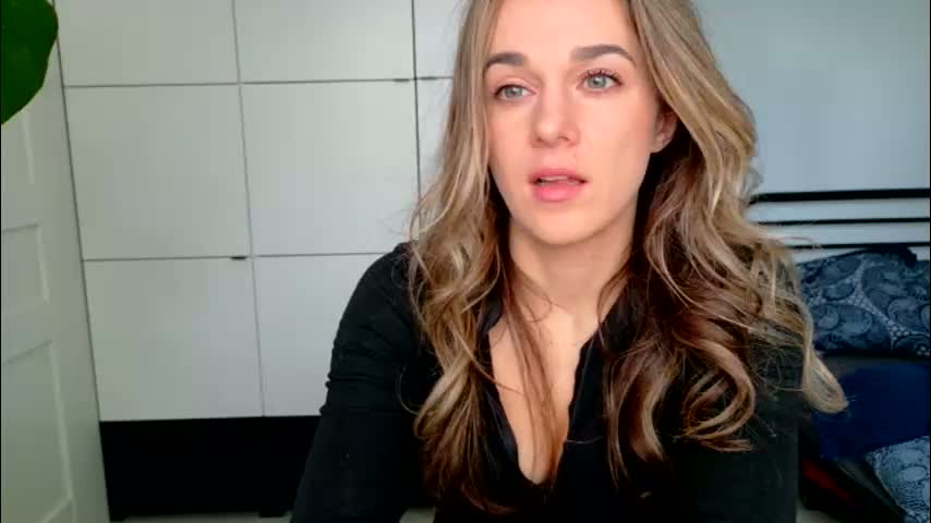 mmminnie Cam Model Chat March 26, 2026