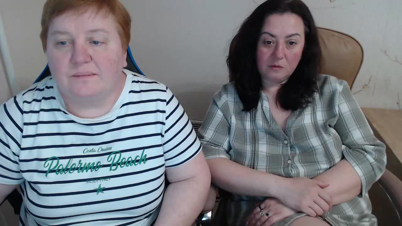 XMollyJaneEX Cam Model Chat March 26, 2026