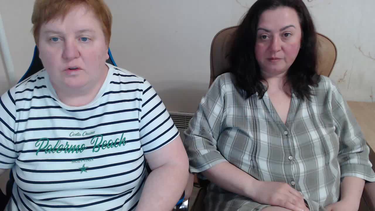XMollyJaneEX Cam Model Chat March 26, 2026