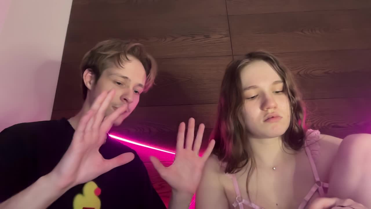 titsDestroy2007 Cam Model Chat March 26, 2026