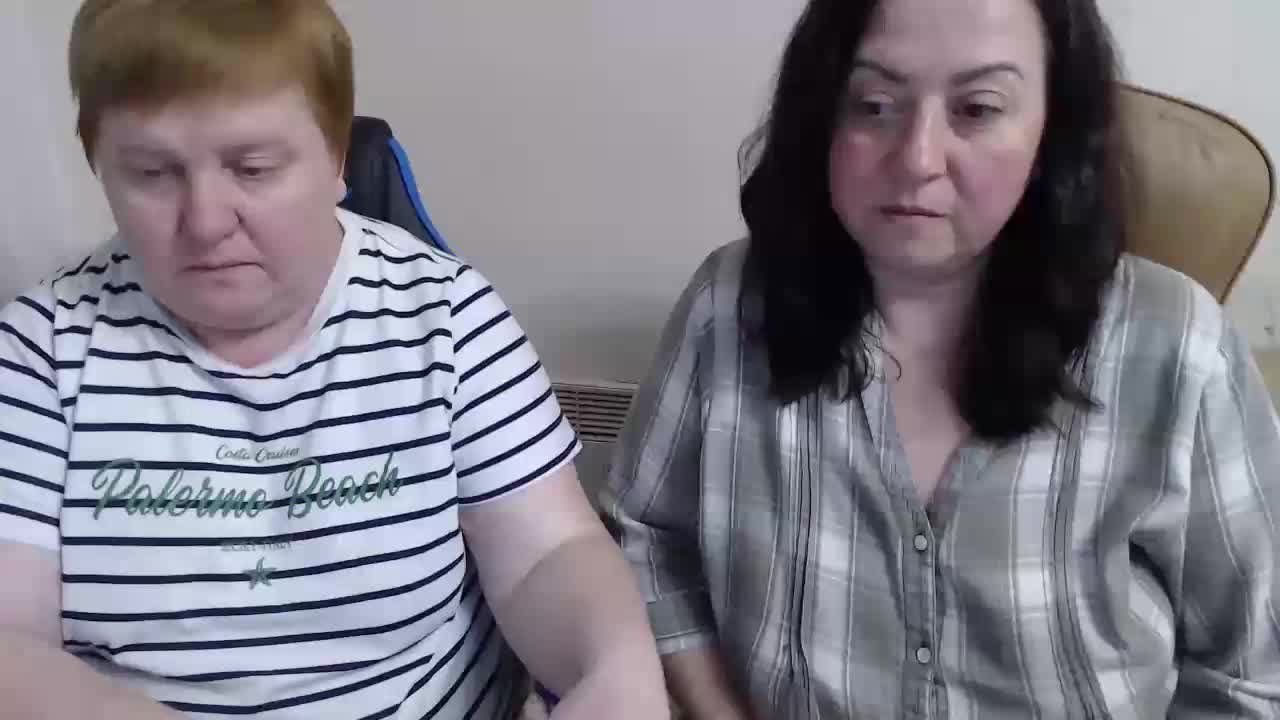 XMollyJaneEX Cam Model Chat March 26, 2026